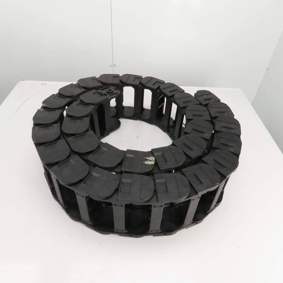 Igus 40.02.200 115" OAL Cable Carrier Energy Chain 6" x 2" ID