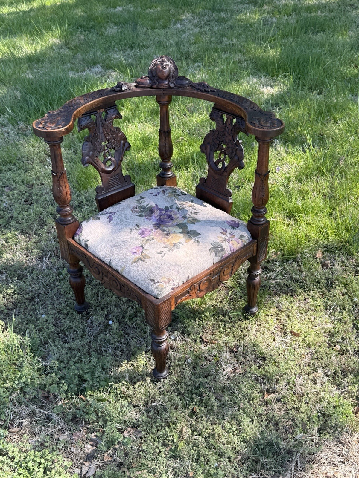 Antique Italian Corner Chair Carved Wood Floral Tapestry Upholstery Padded Seat