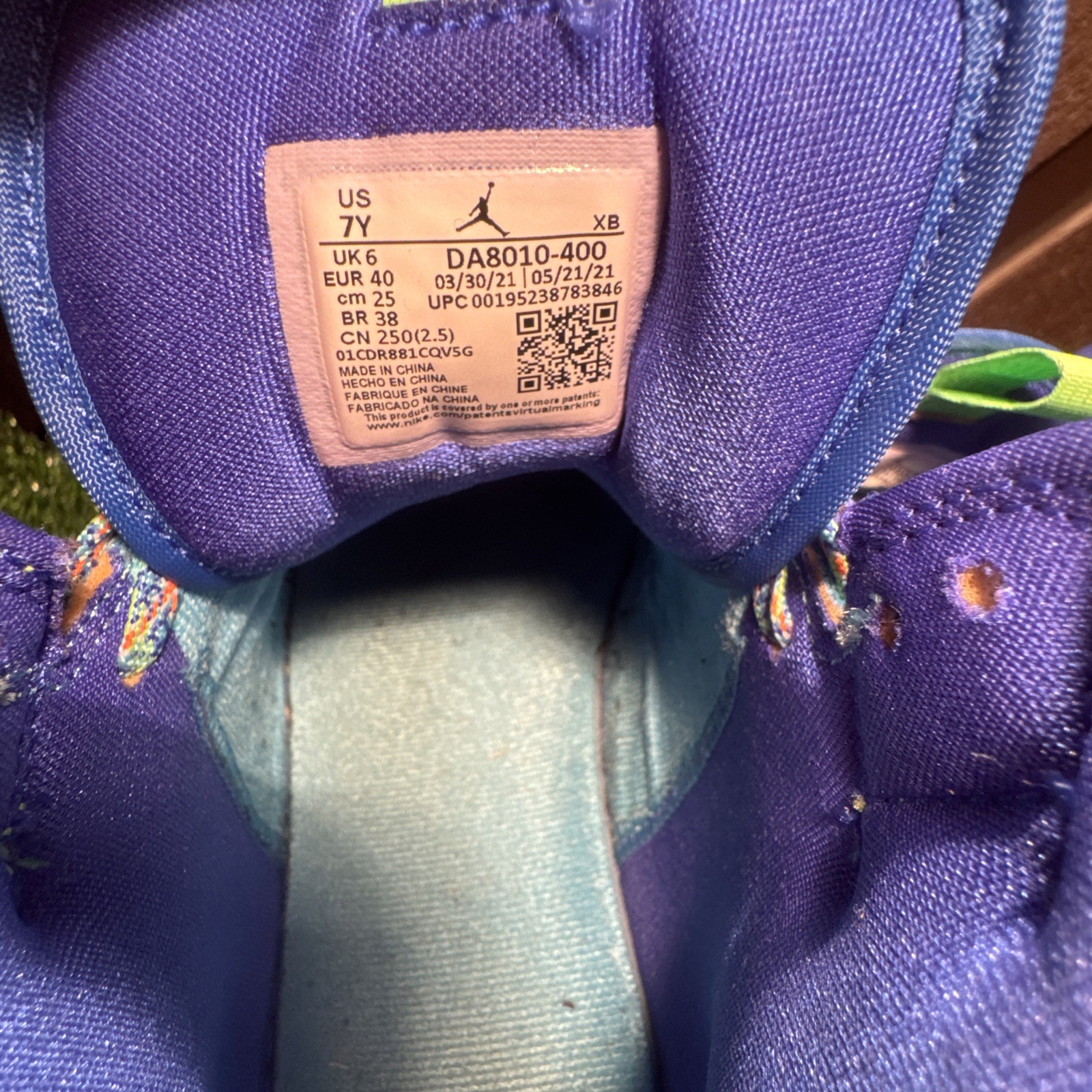 GS Air Jordan 1 Mid SE Sprite Size 7y DA8010-400
