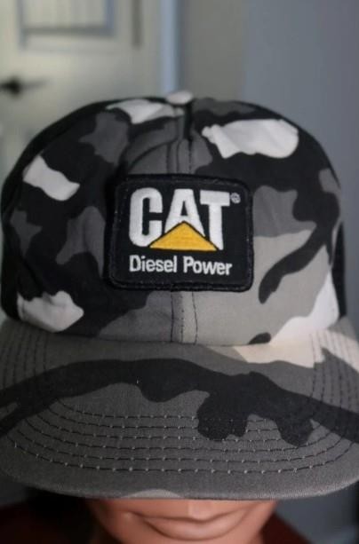 VINTAGE CATERPILLAR CAT DIESEL POWER TRUCKER HAT SNOW CAMO SNAPBACK TONKIN RARE