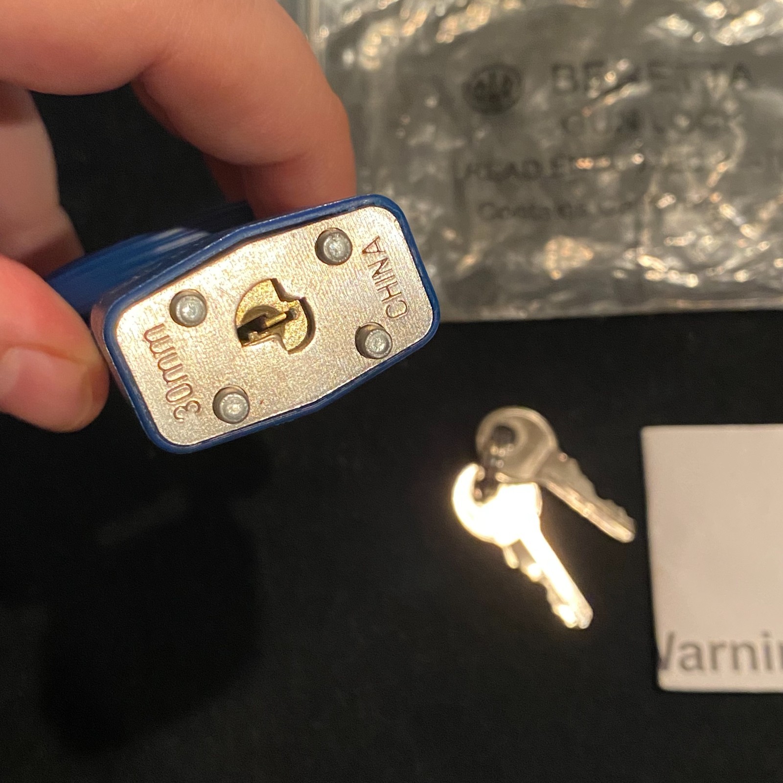 BERETTA R15SC3 Blue Cable Gun Lock w/ 2 Keys & Instructions