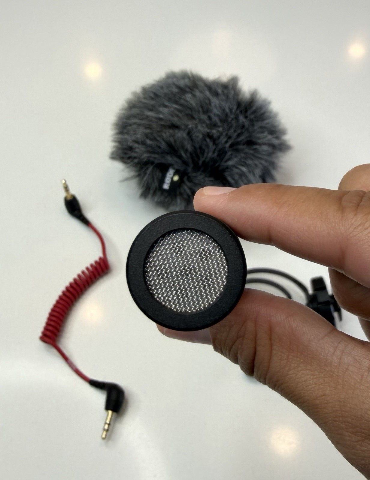 Rode VideoMicro Compact On-Camera Microphone with Windscreen, Cable, Mount