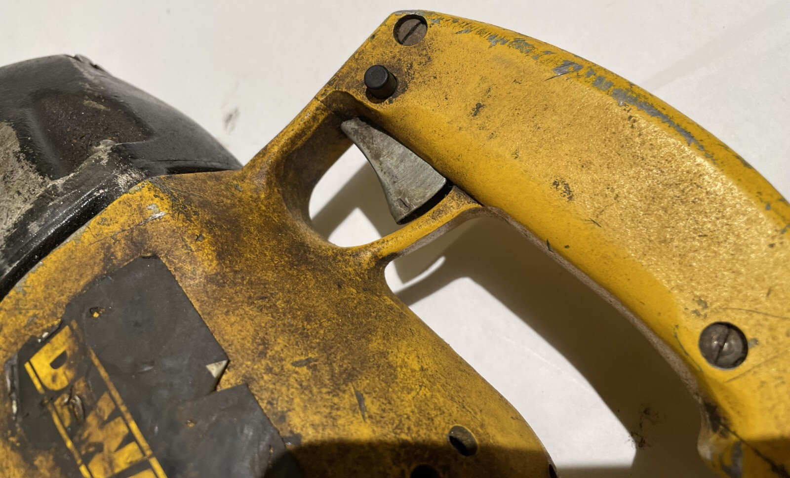 Dewalt - DW895 Nibbler - Used