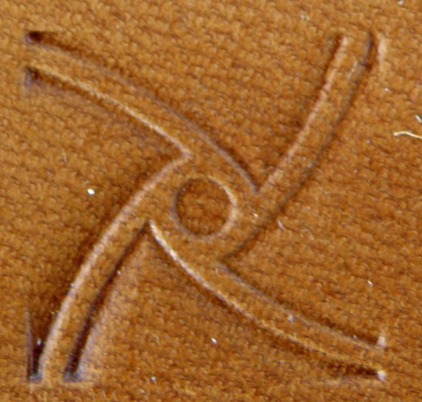 E685 Crazy Legs Leather Stamp - 1/2" x 1/2" - Craft Japan #E685