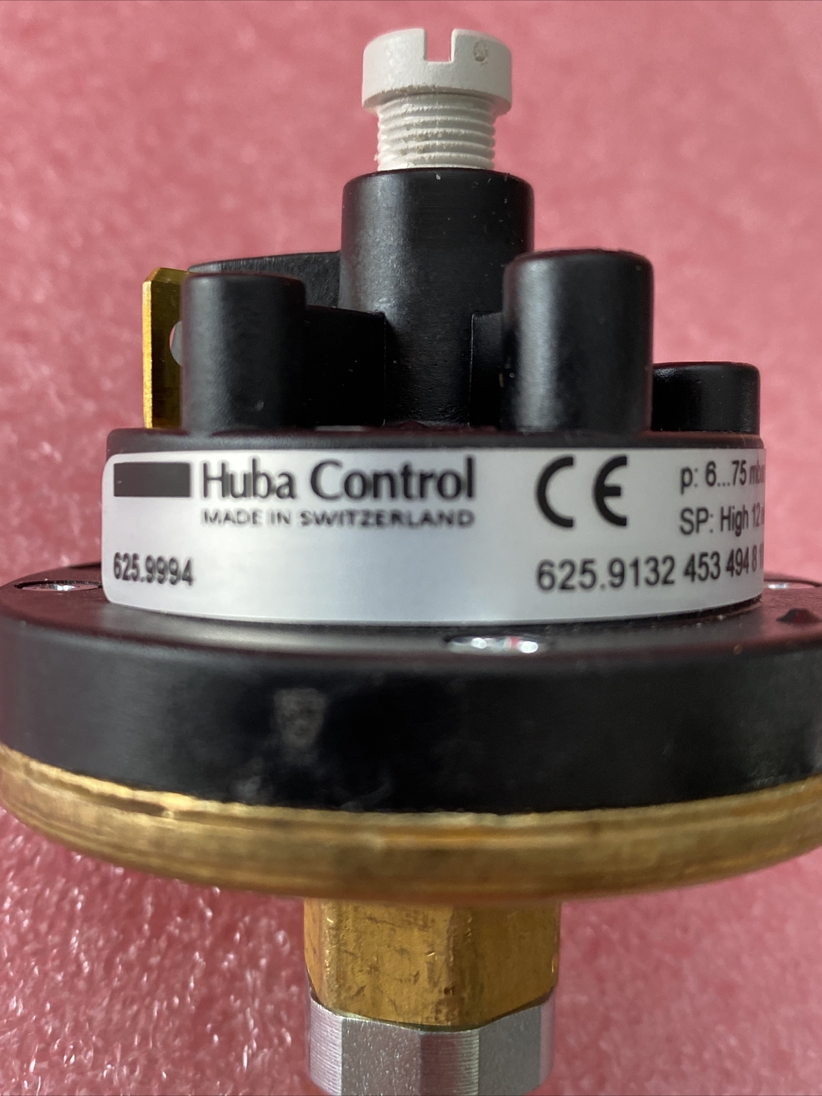 Huba Control Pressure Switch 625.9994