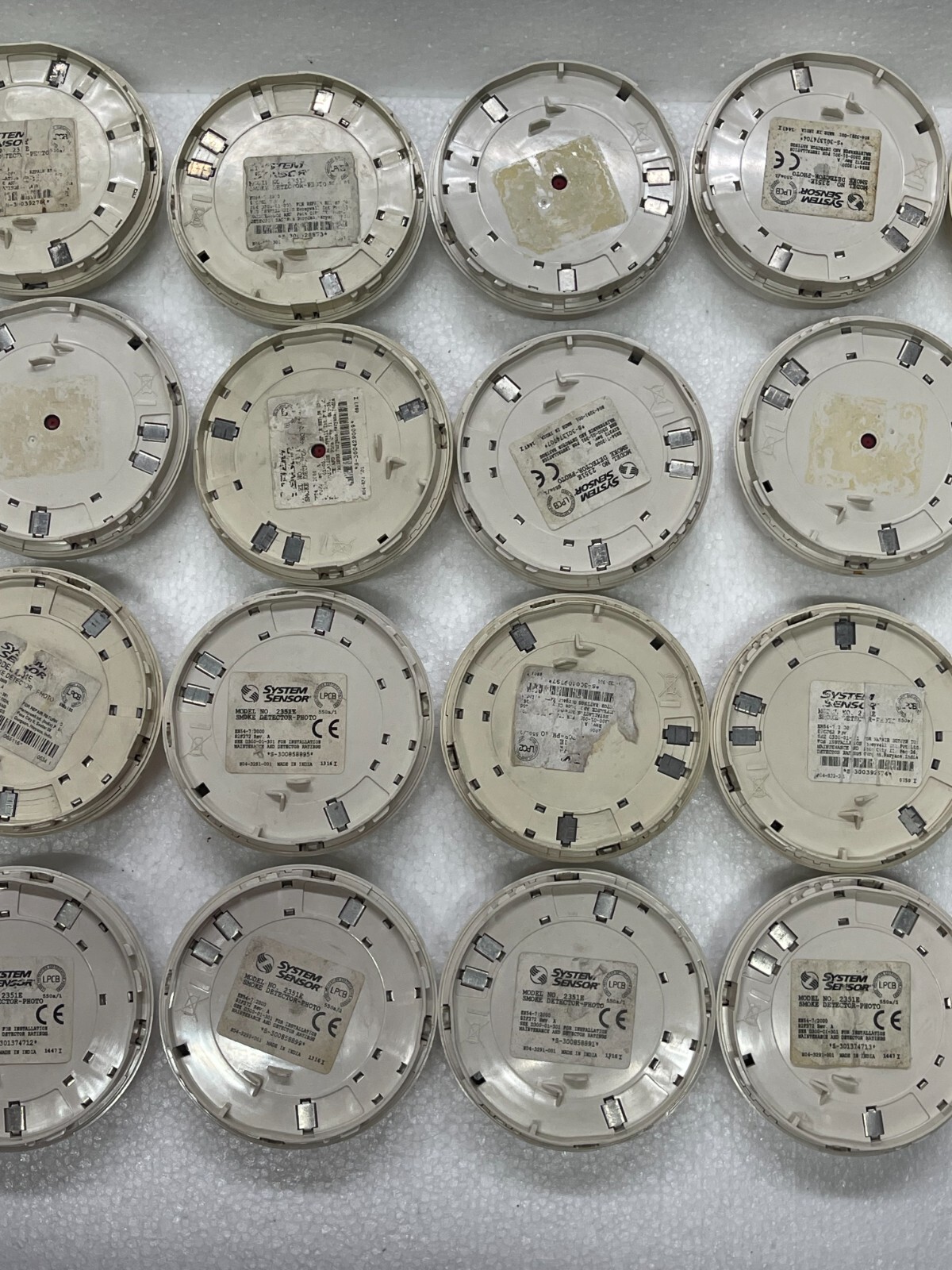 25pcs of System Sensor Model 2351E Smoke Detector With System Sensor Base B401