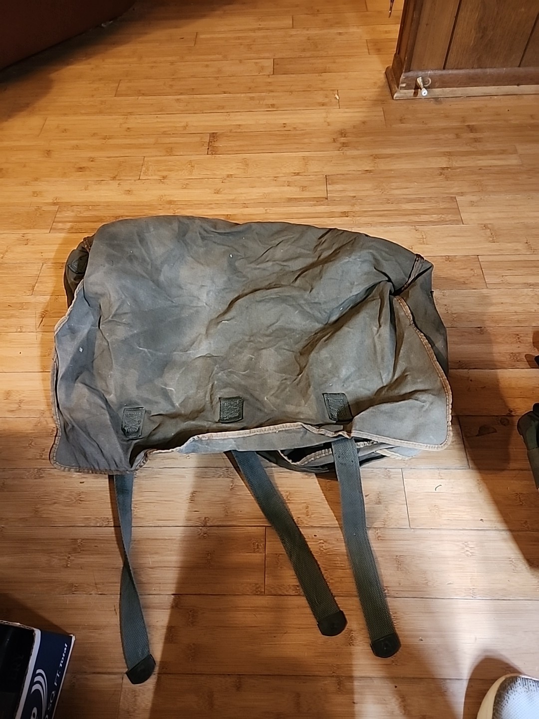 US Military Hospital Linen Case Small Canvas Bag Green 6545-00-926-6660 28X16X13