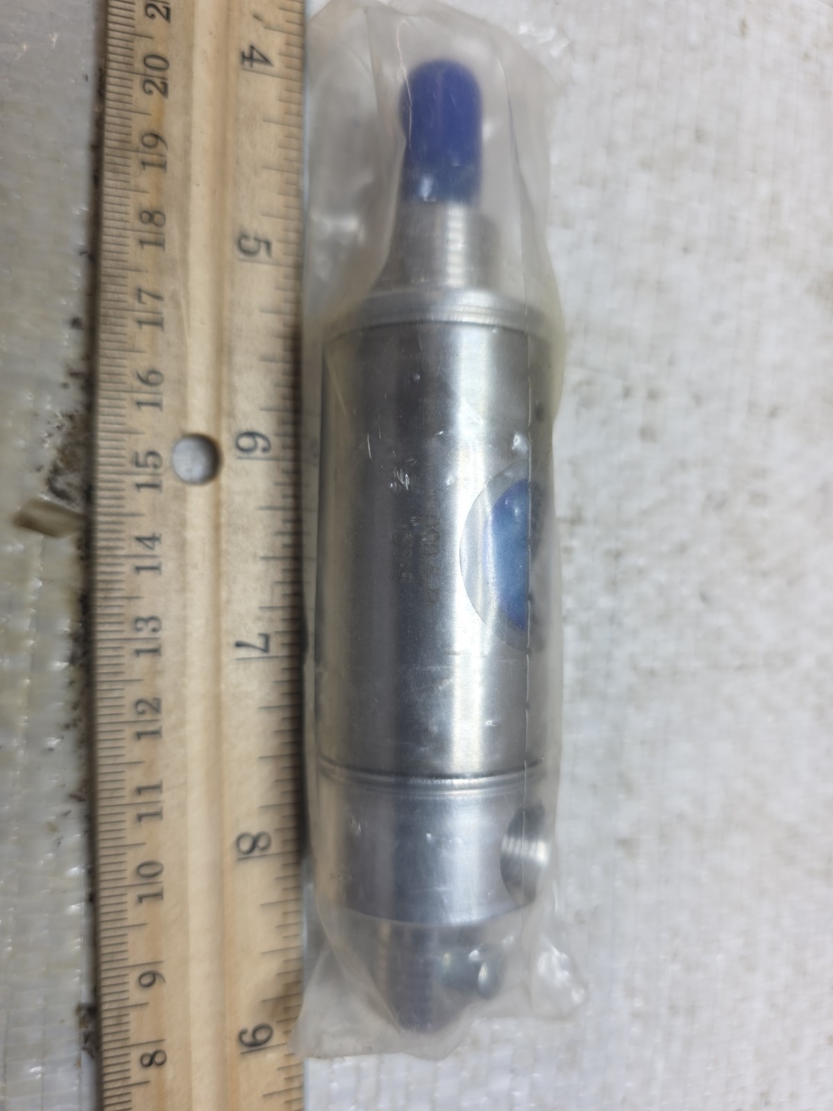 NEW Bimba 090.5-P PNUEMATIC CYLINDER NEW IN PLASTIC