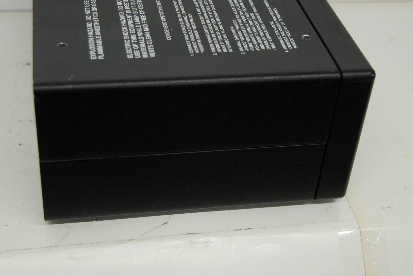 Linvatec Intravision 8425A Automatic Light Source