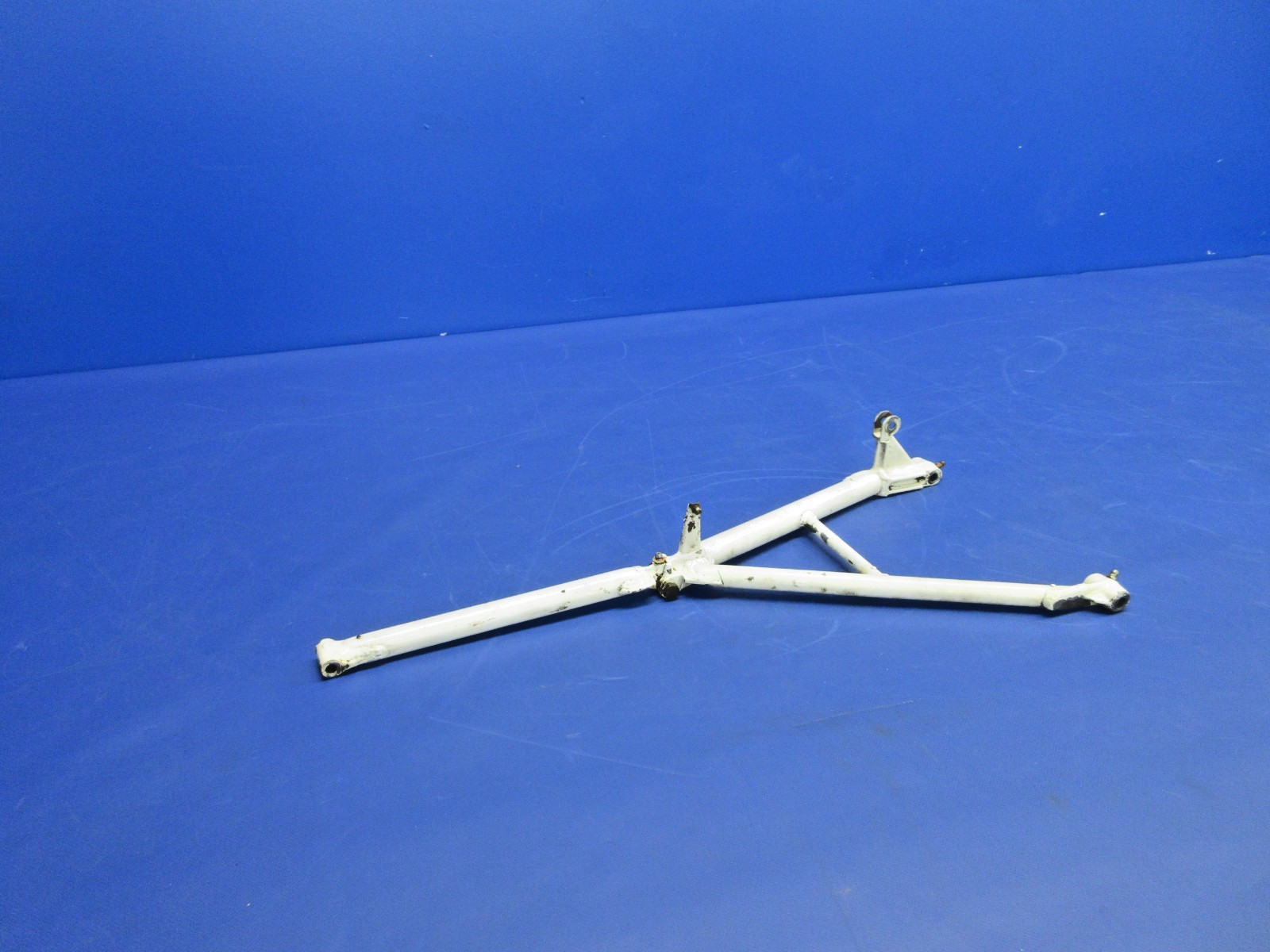 Beech F35 Bonanza Nose Gear Retract Brace P/N 35-825107 (0726-773)