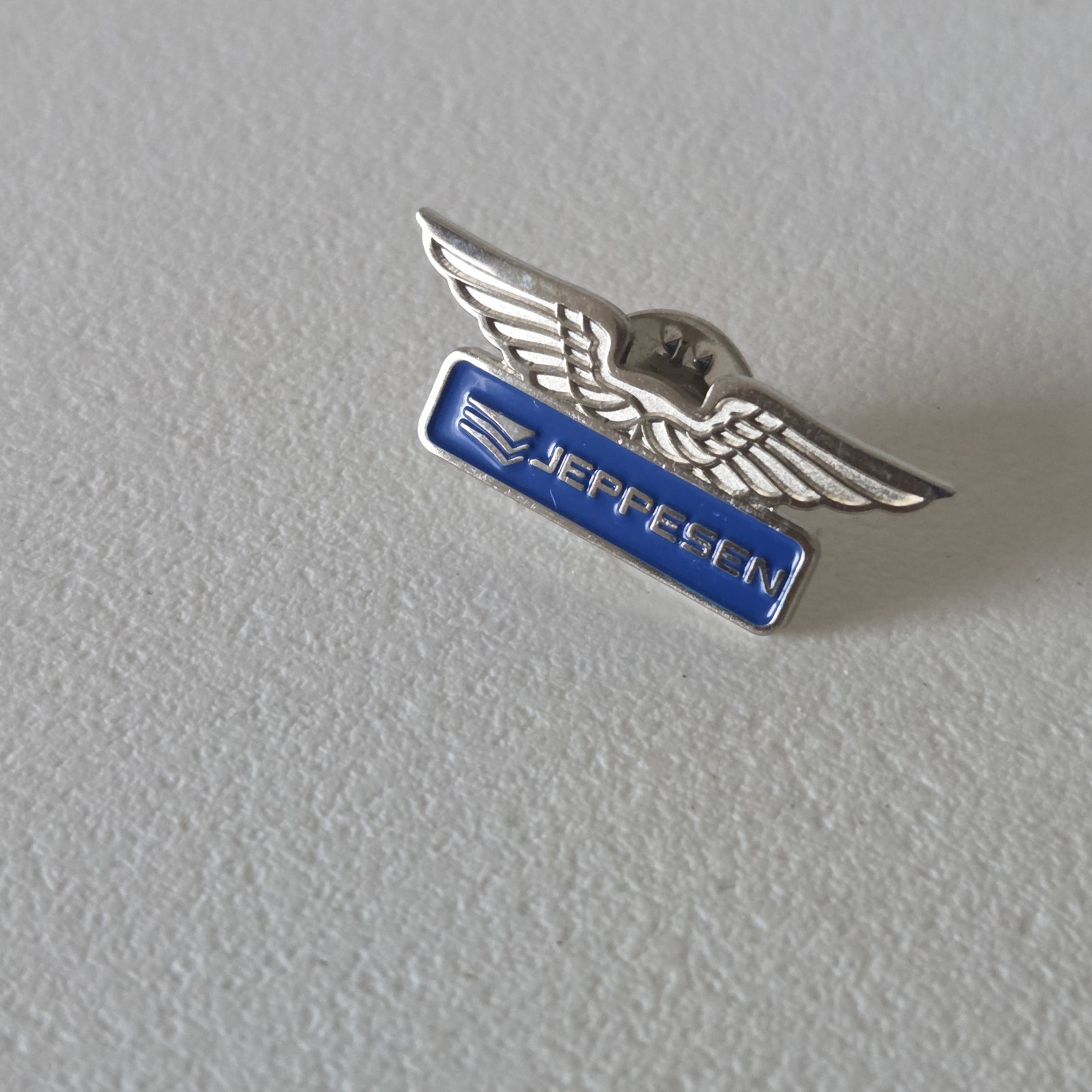 Jeppesen Wings Lapel Hat Jacket Pin Aviation
