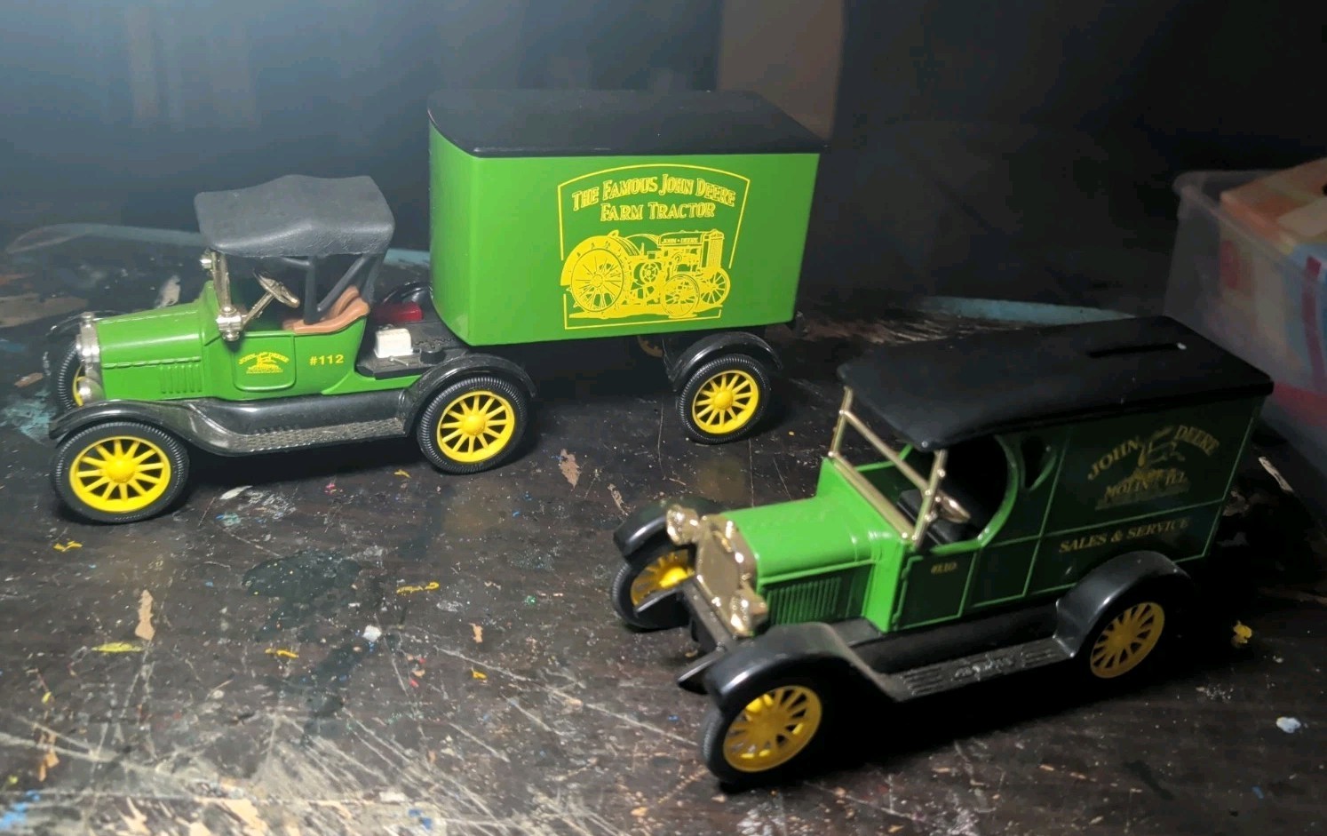 Lot Of 2 Ertl John Deere Vehicles Banks W/Keys - 1923 Chevy Van & 1918 Runabout