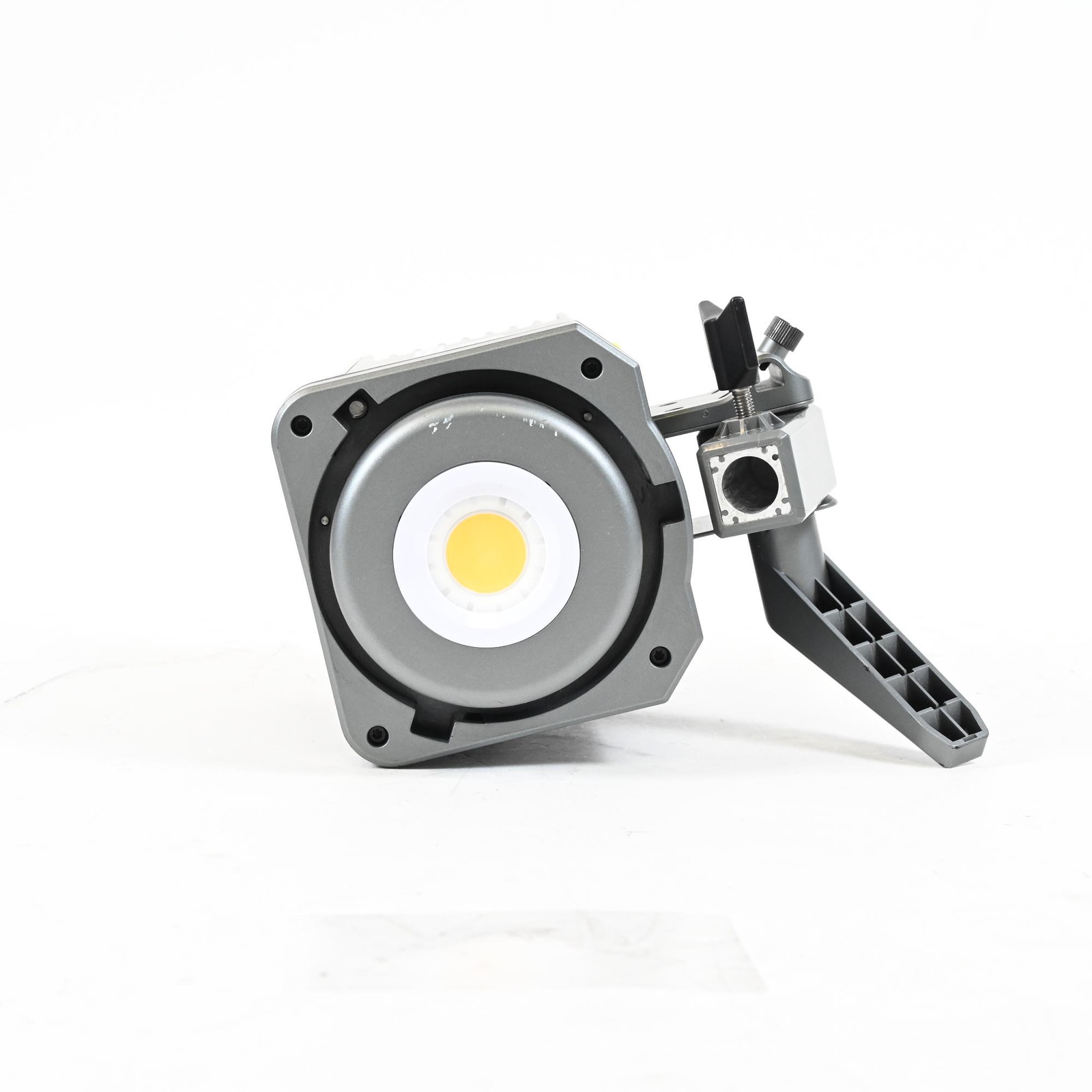 Aputure Amaran 100d LED Light #844