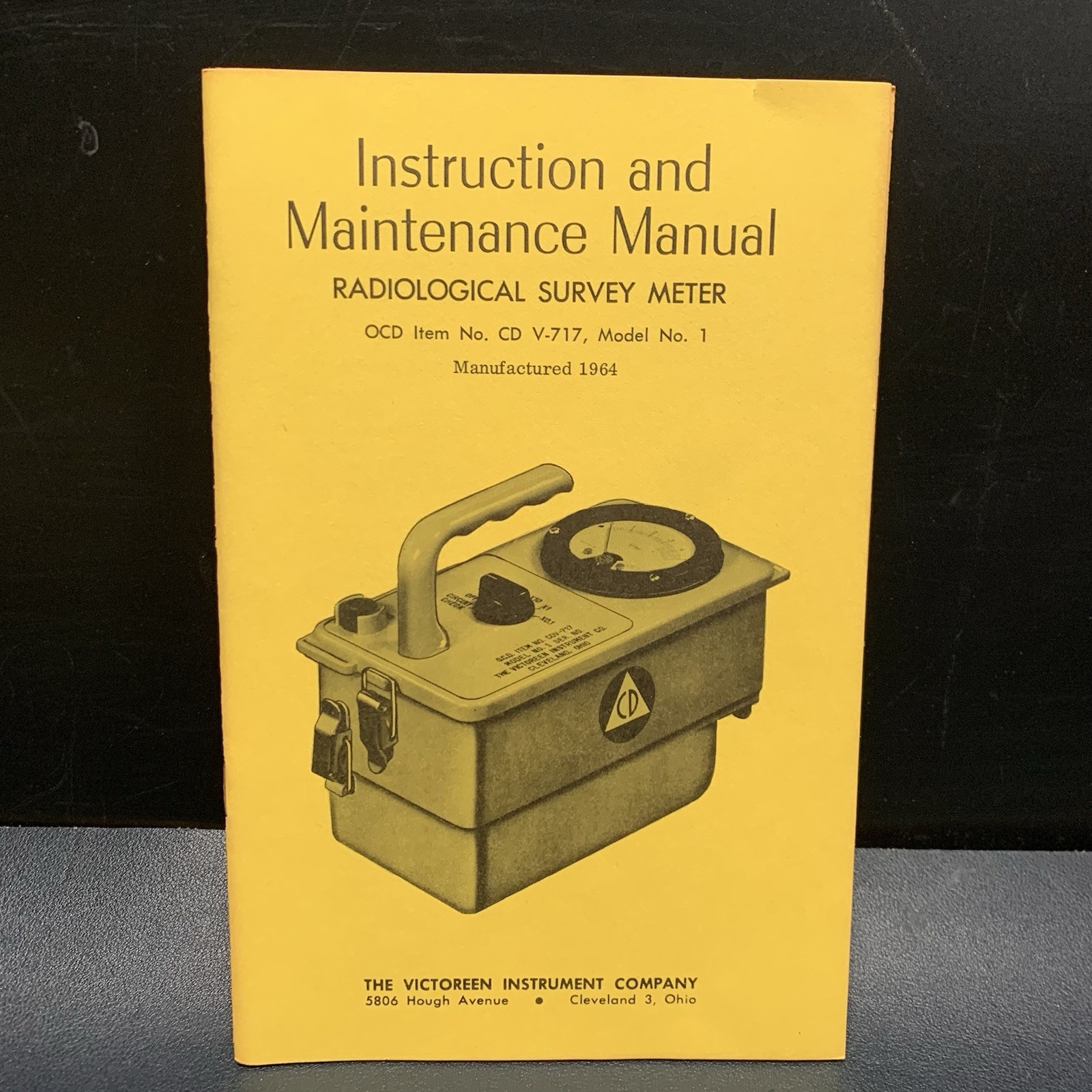 Vtg Victoreen Instrument OCD CD V-717 Model 1, Geiger Counter *Manual Only*. E7