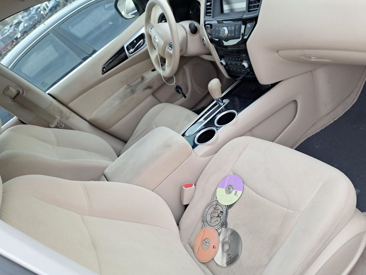 PATHFINDR 2015 Glove Box 4903020