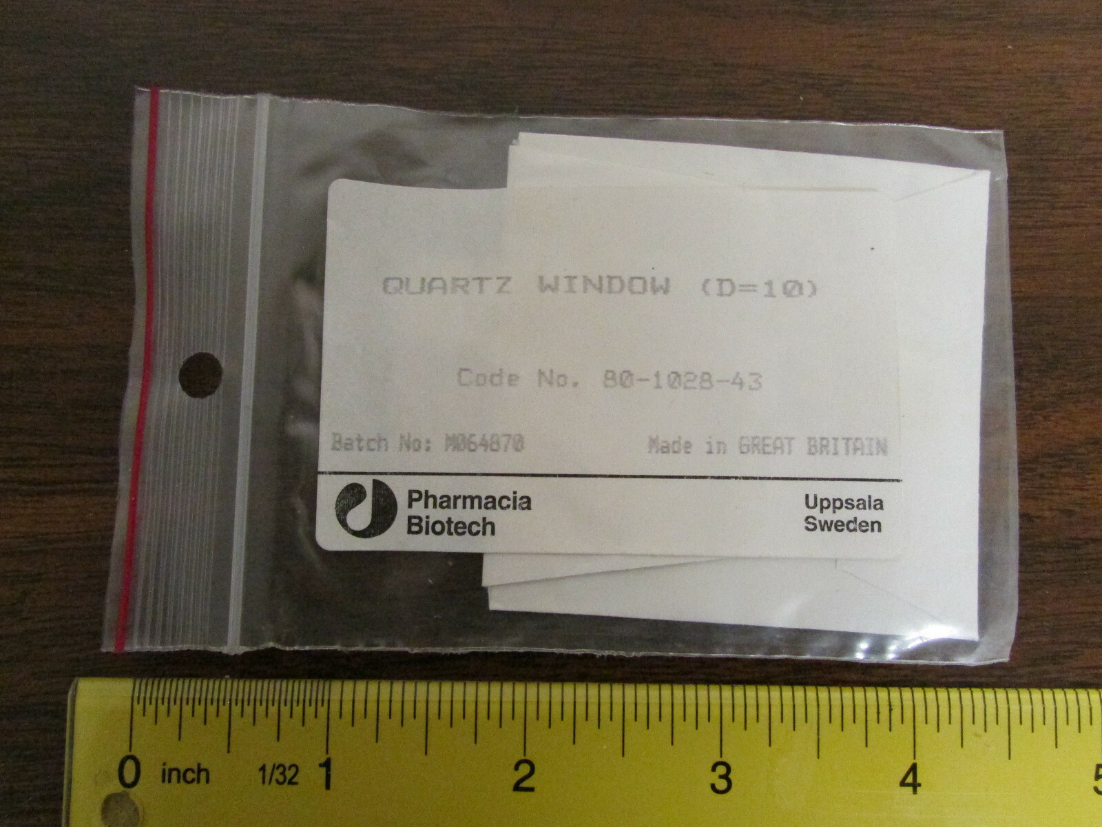 Pharmacia Biotech Quartz Window D=10 New