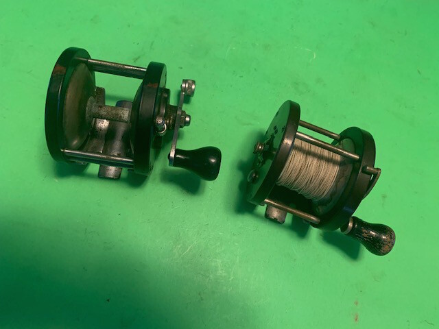 VINTAGE OCEAN CITY BRIGANTINE 250 YDS. FISHING REELS 2 REELS FOR 1 PRICE ANTIQUE