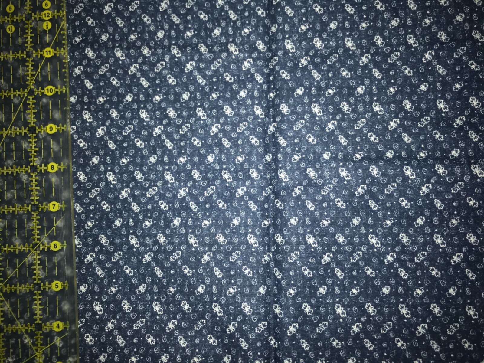 Blue/White Calico Quilt, Sew, Fabric