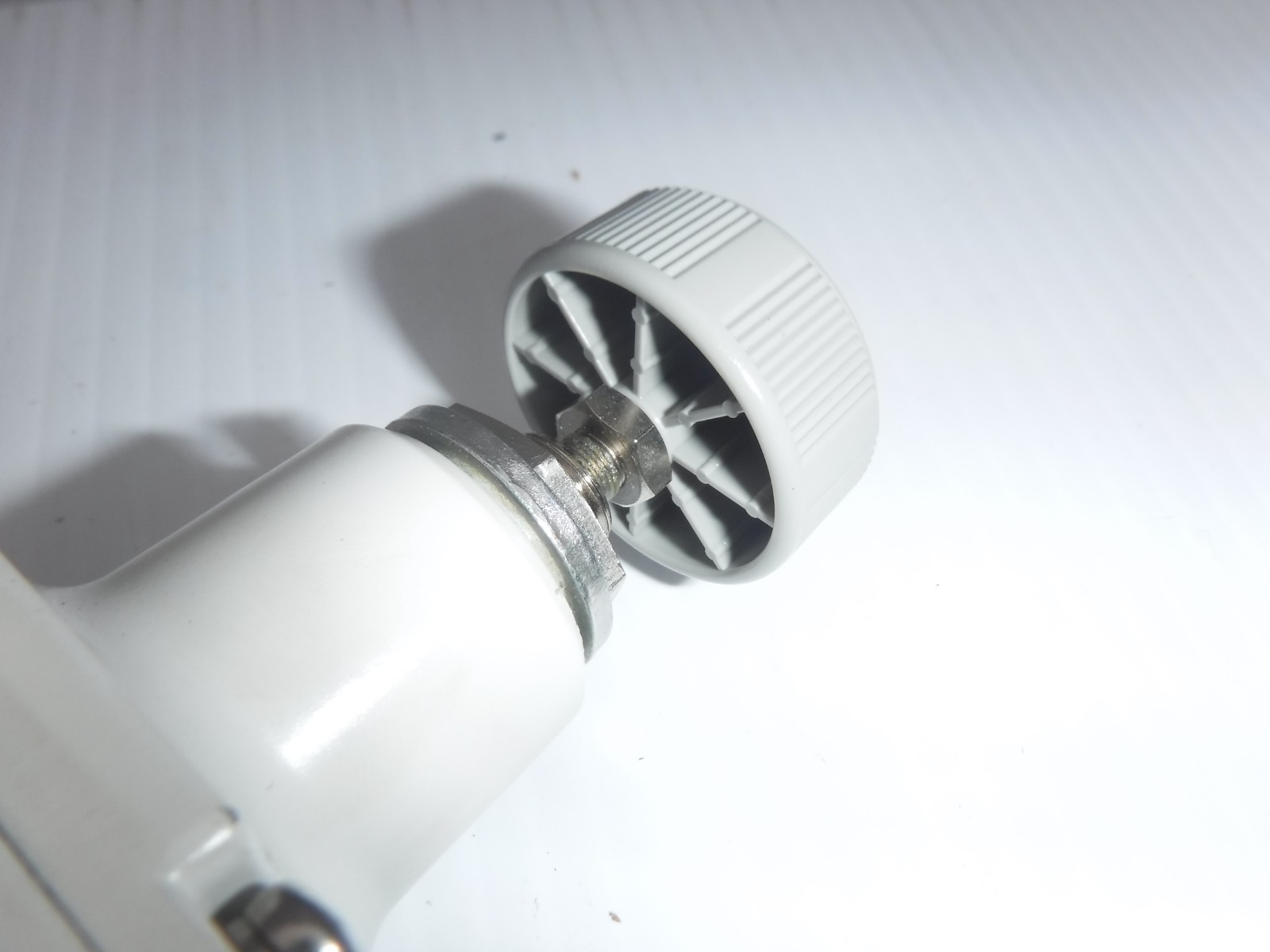 SMC IR2000-F02 Precision Regulator