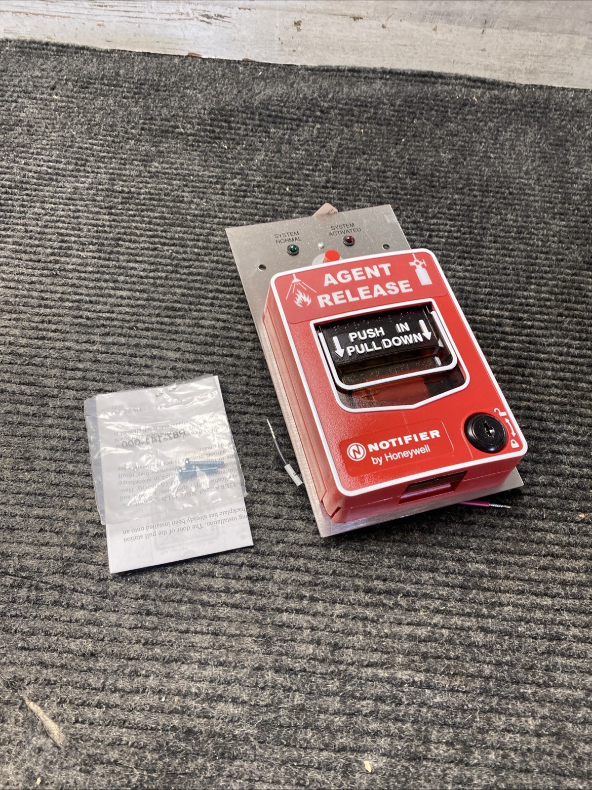 Notifier NBG-12LRA Agent Releasing Pull Station with Agent Release Abort Switch