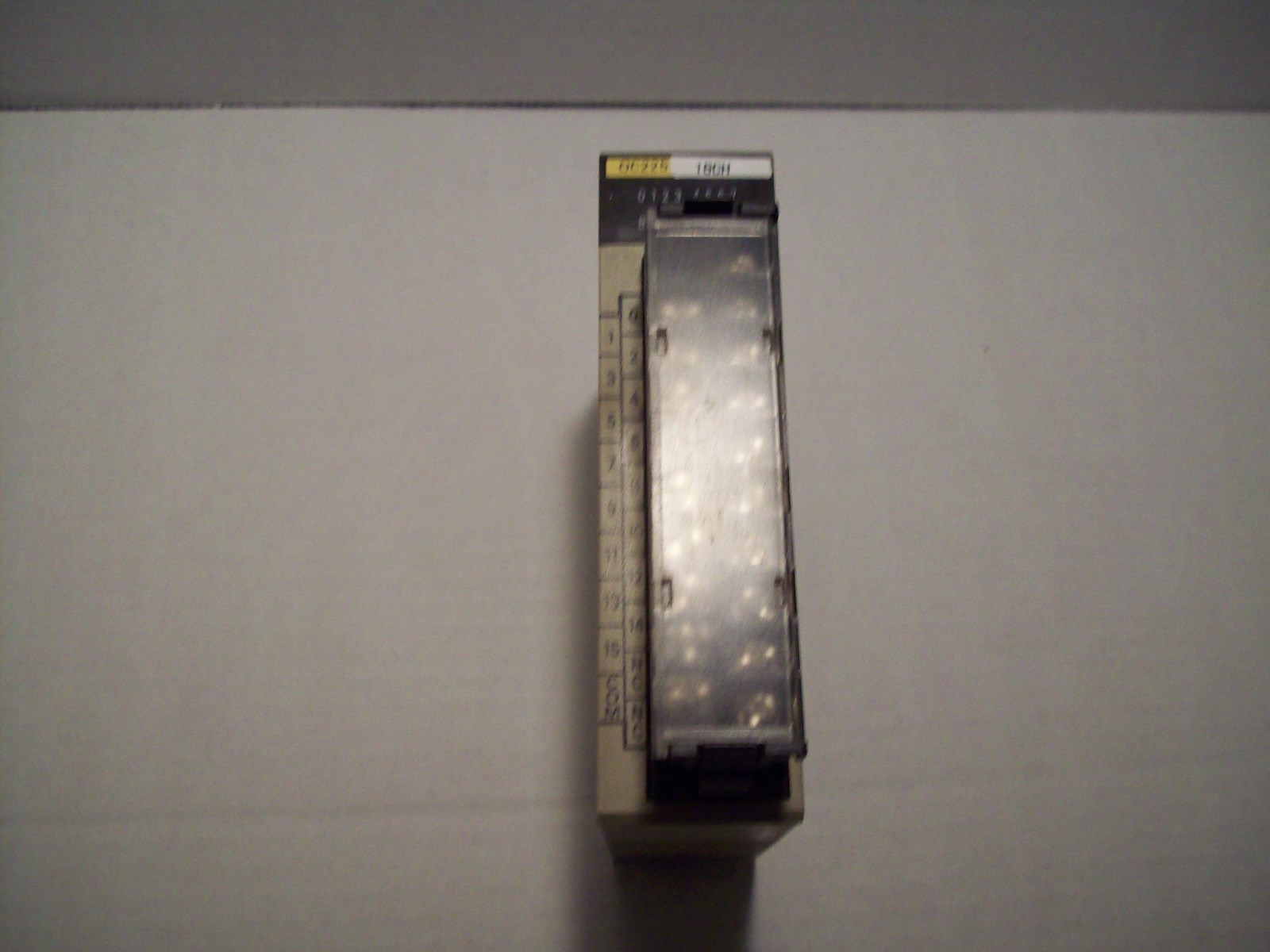 OMRON C200H-OC225 250VAC / 24VDC OUTPUT UNIT PLC CARD/MODULE P638