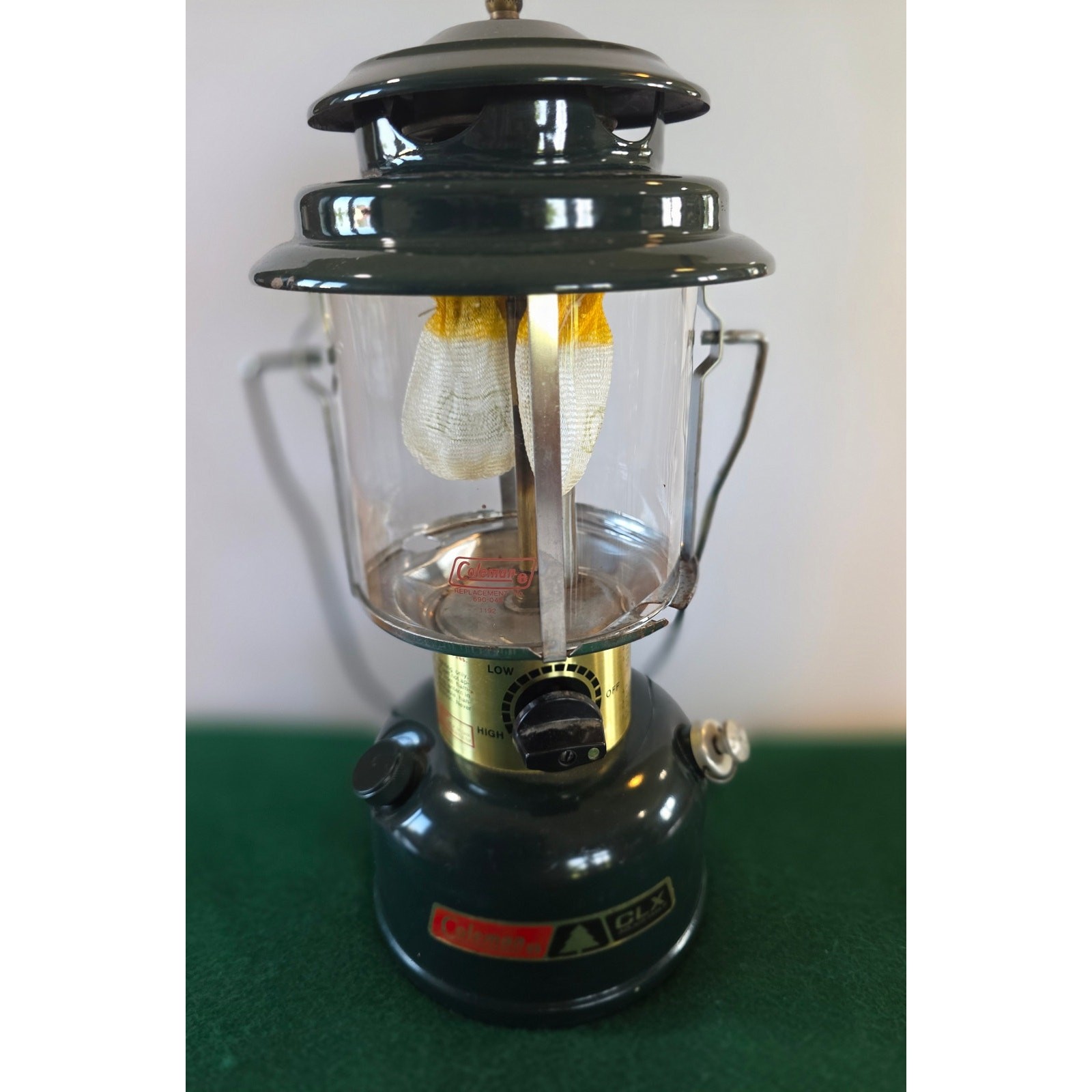 Vintage 1980's Coleman CLX adj model 290 double mantle gas lantern
