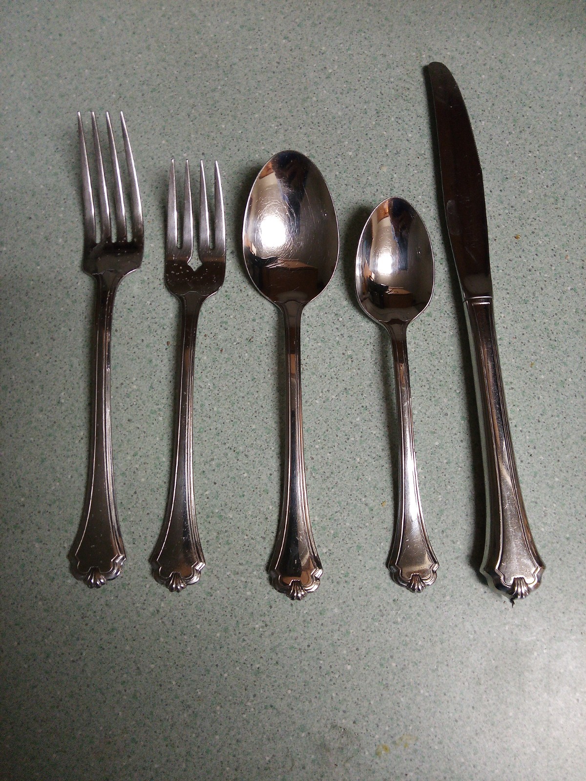 Oneida Midtowne Stainless 5 Piece Place Setting Estate Find Multiple Available