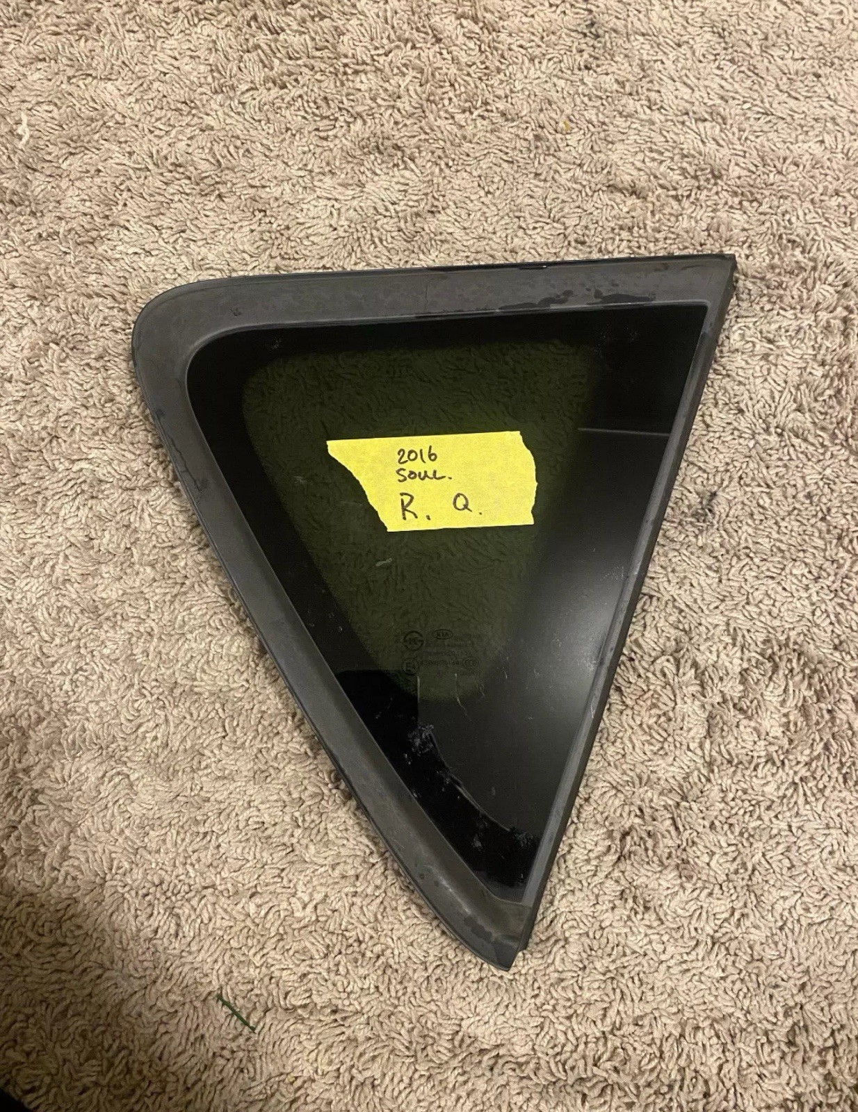 2014 - 2019 KIA Soul Right Rear Quarter Glass Vent Window OEM  Genuine R RH