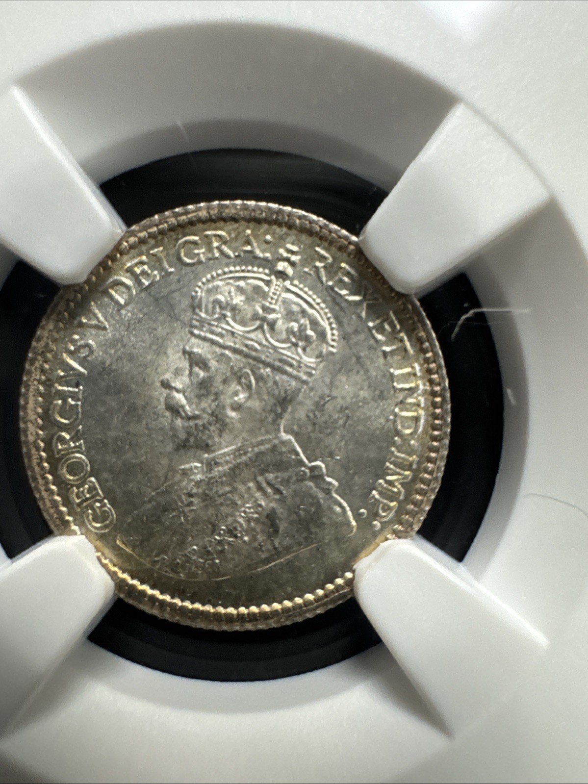 1913 CANADA 5C NGC MS64