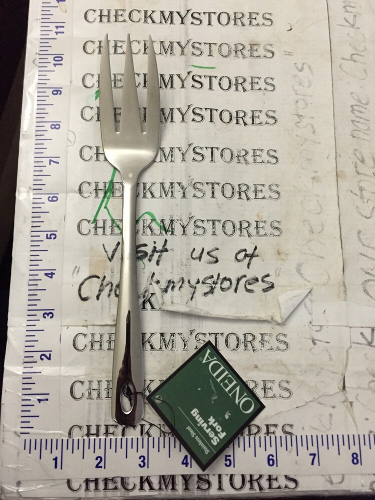 Oneida 9-1/2 Ss Serving Fork ROBINSON HOME PRODUCTS, Serving Ware 20735