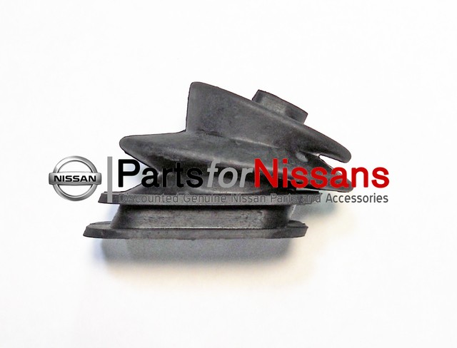 Genuine Nissan 240Z 260Z 280Z 280ZX 620 720 Clutch Fork Boot 30542-E9000