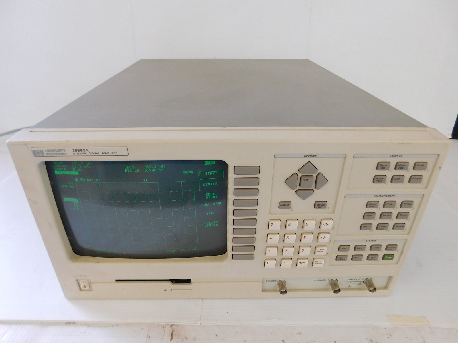 HEWLETT PACKARD 35660A DYNAMIC SIGNAL ANALYZER (BSJ47)