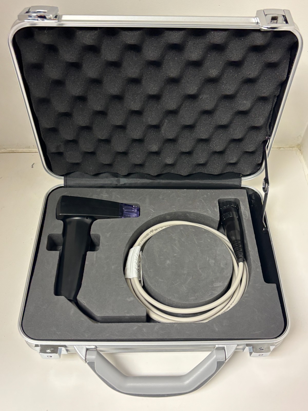 InMode Morpheus 8 RF + EmbraceRF Neck Tightening - 2020 Platform - Excellent