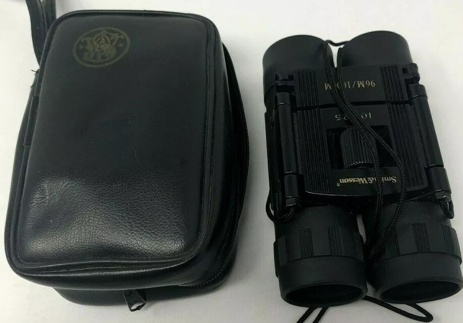 Smith & Wesson Binoculars 96 M 25 Magnifying With Carry Case Black Very Clean