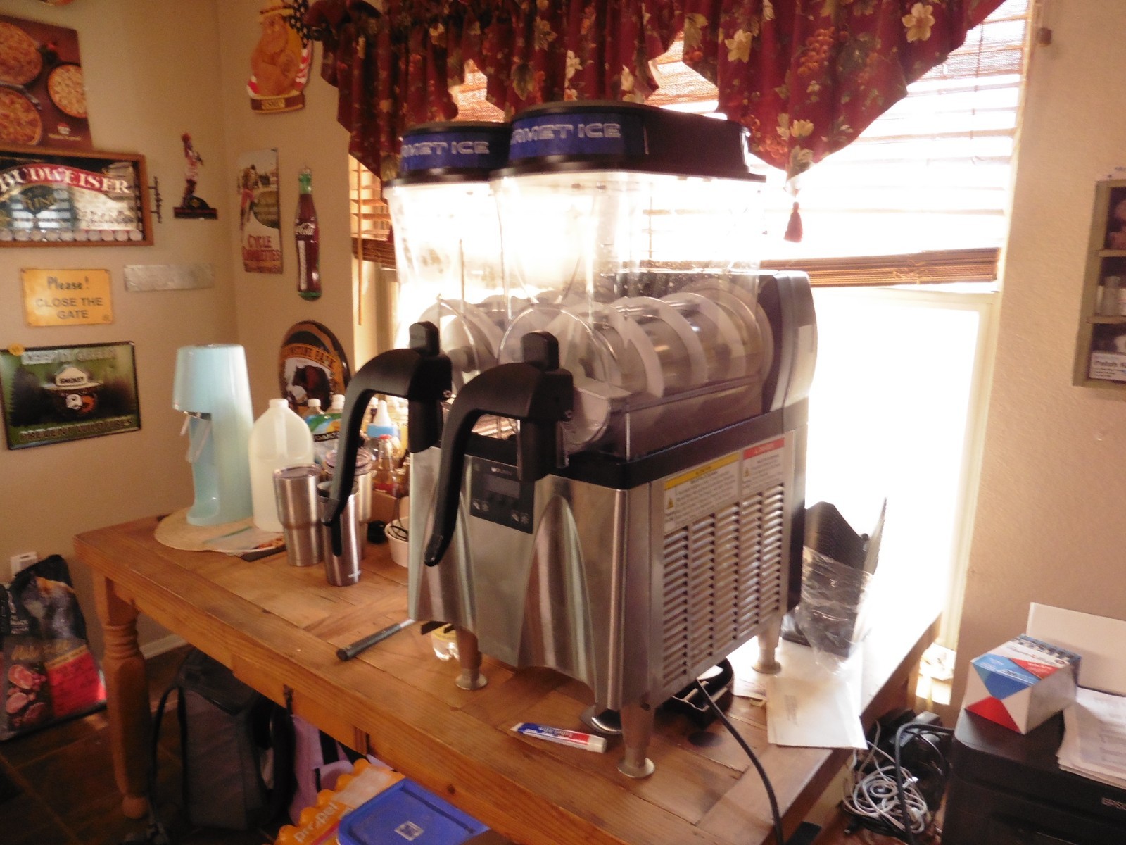 BUNN Ultra NX BA 120V BLK/SST 2-Bowl Frozen Drink & Slush ICEE Machine 58000.014