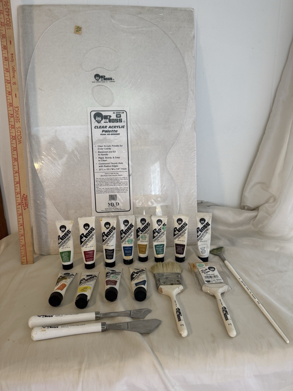 Bob Ross Artist Lot-12 Oil Paints/Acrylic Palette/Painting Knife And Brushes