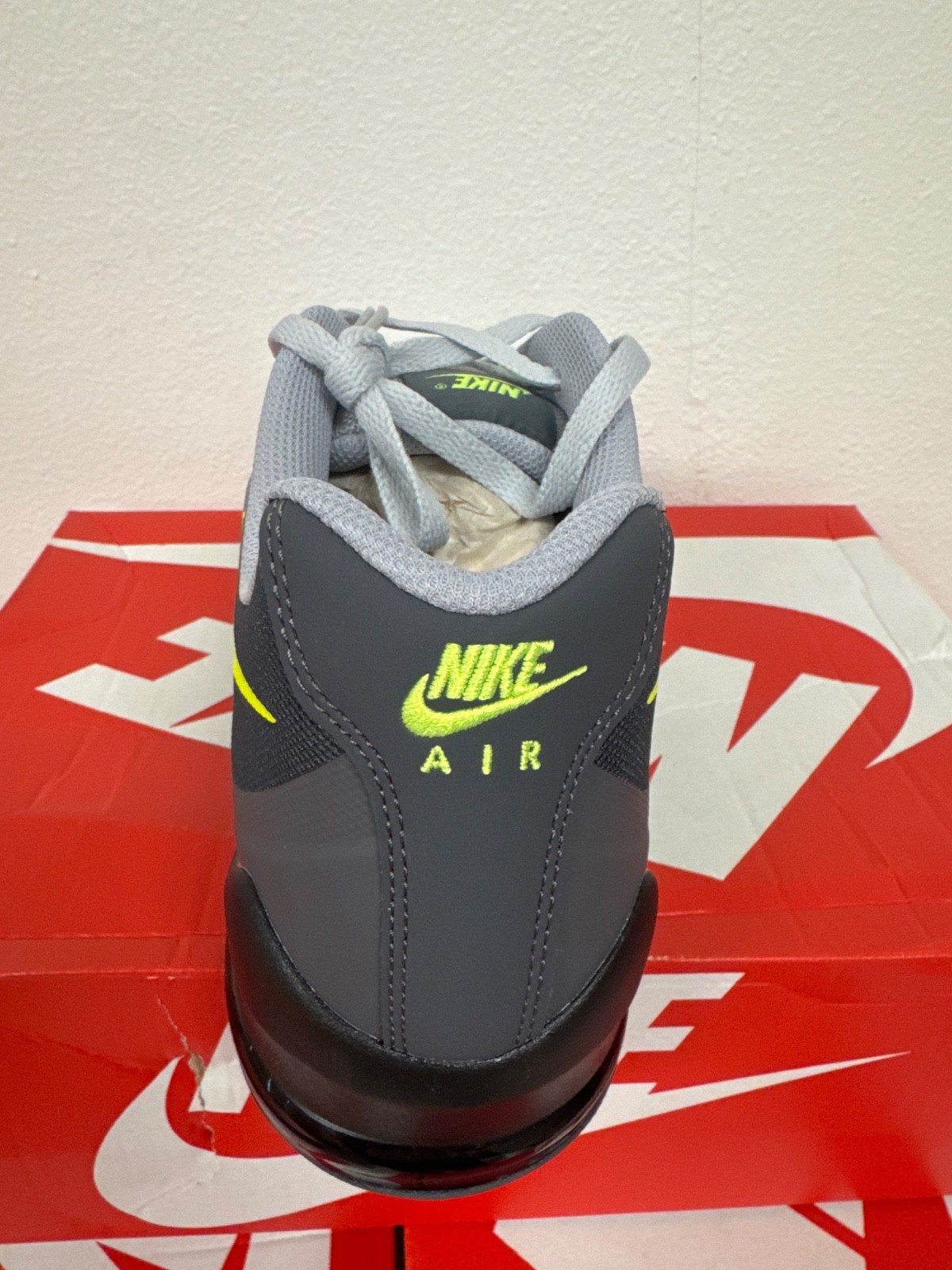 MEN Nike Air Max Invigor