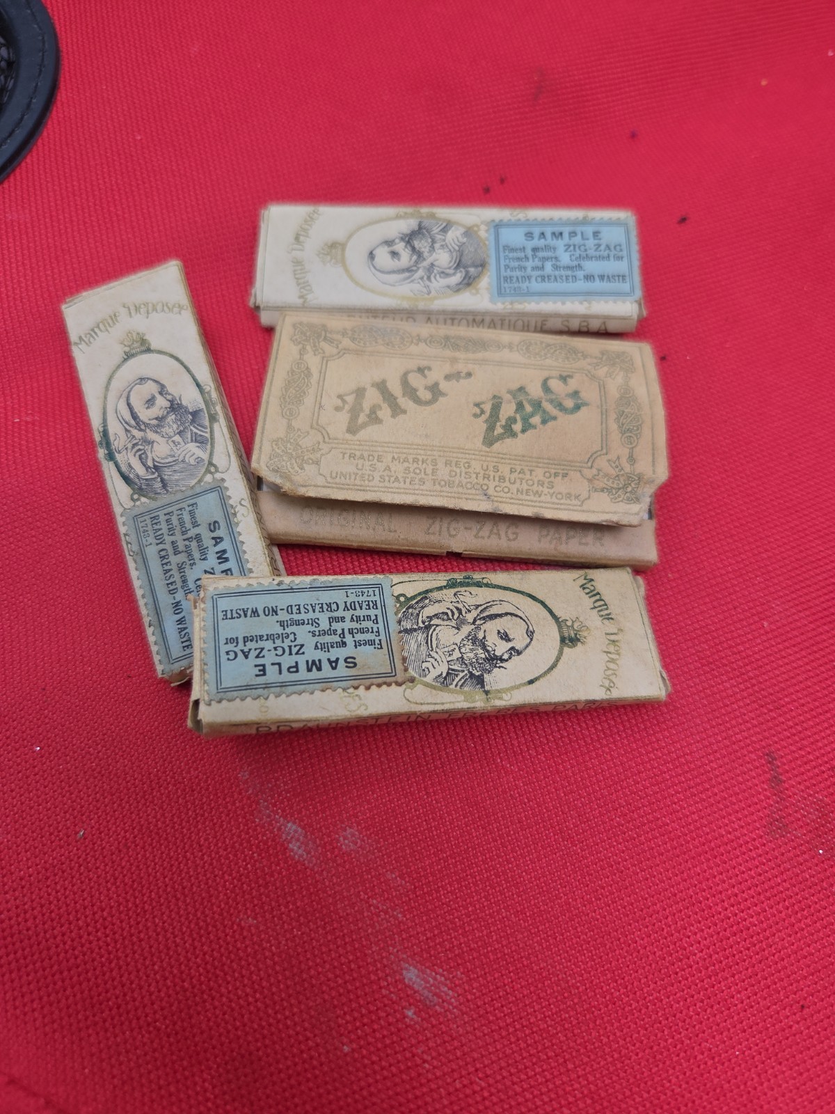 Vintage Original Zig Zag Cigarette Rolling Papers Unused NOS