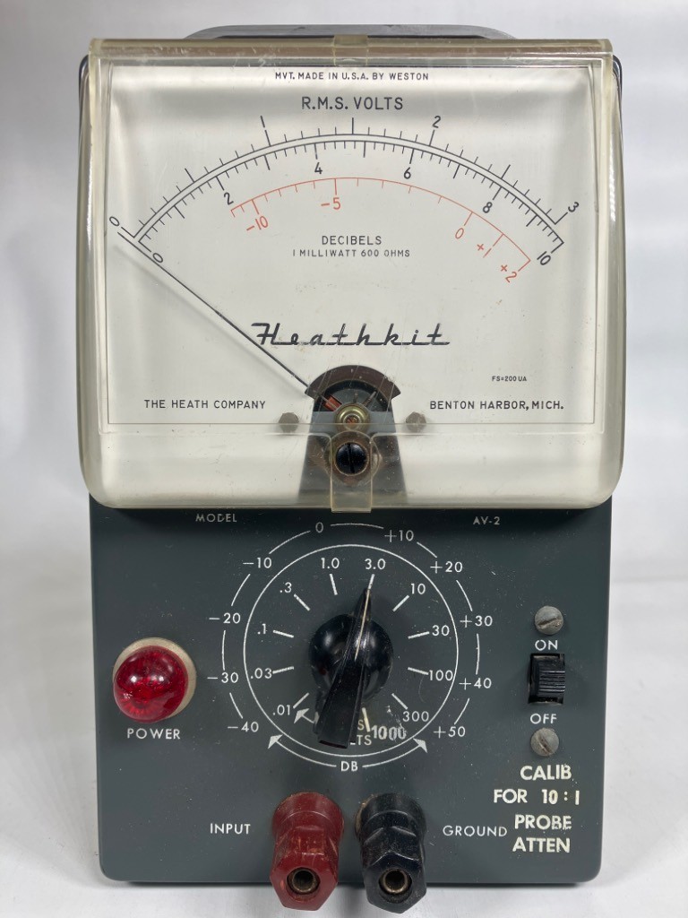 Vintage Retro Heathkit AV-2 AC Voltmeter Analog Meter