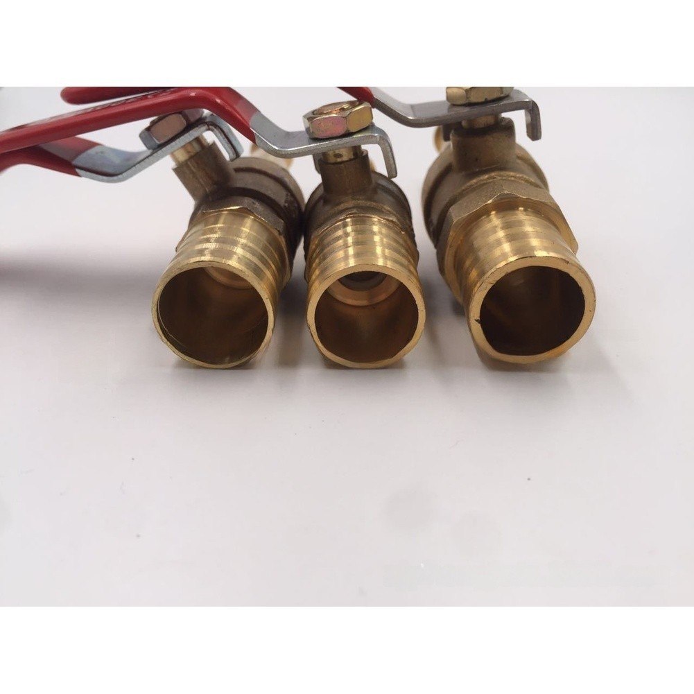 Brass Vehicle Cleaning Nozzle with Internal Ball Valve 115g Medium 180g Large