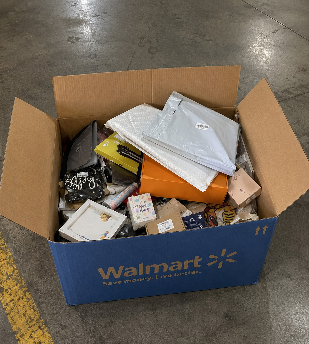 Target Brand New Wholesale Lot General Merchandise Collection