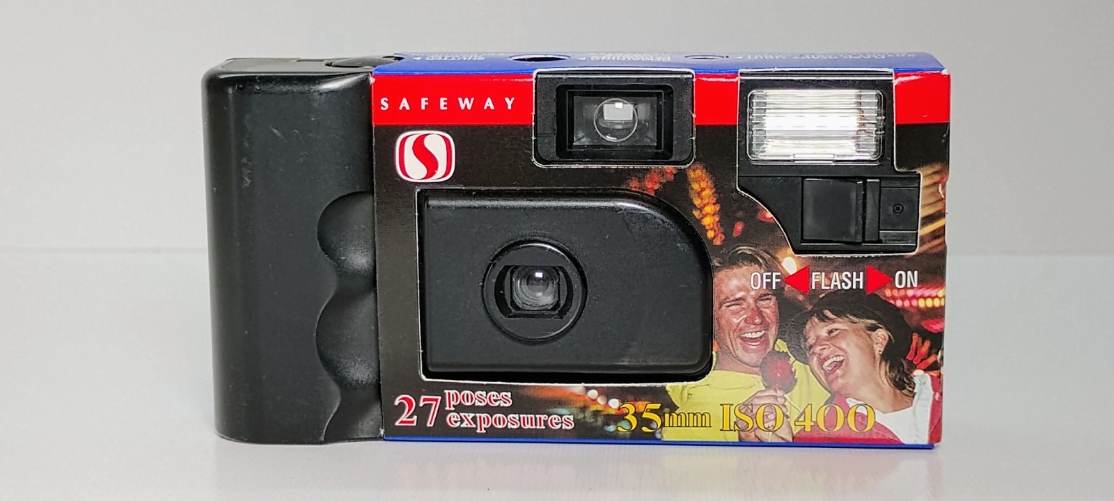 Safeway 35mm Disposable Flash Camera 27 Exposures ISO 400 - New Open Box AS-IS