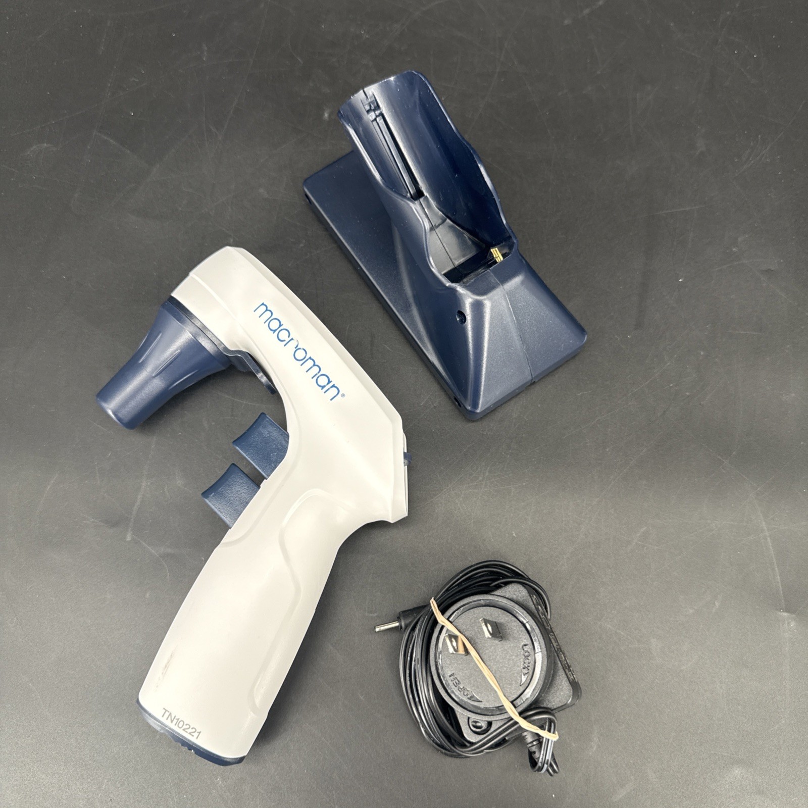 Gilson Macroman Serological Pipette Controller w/ Charger