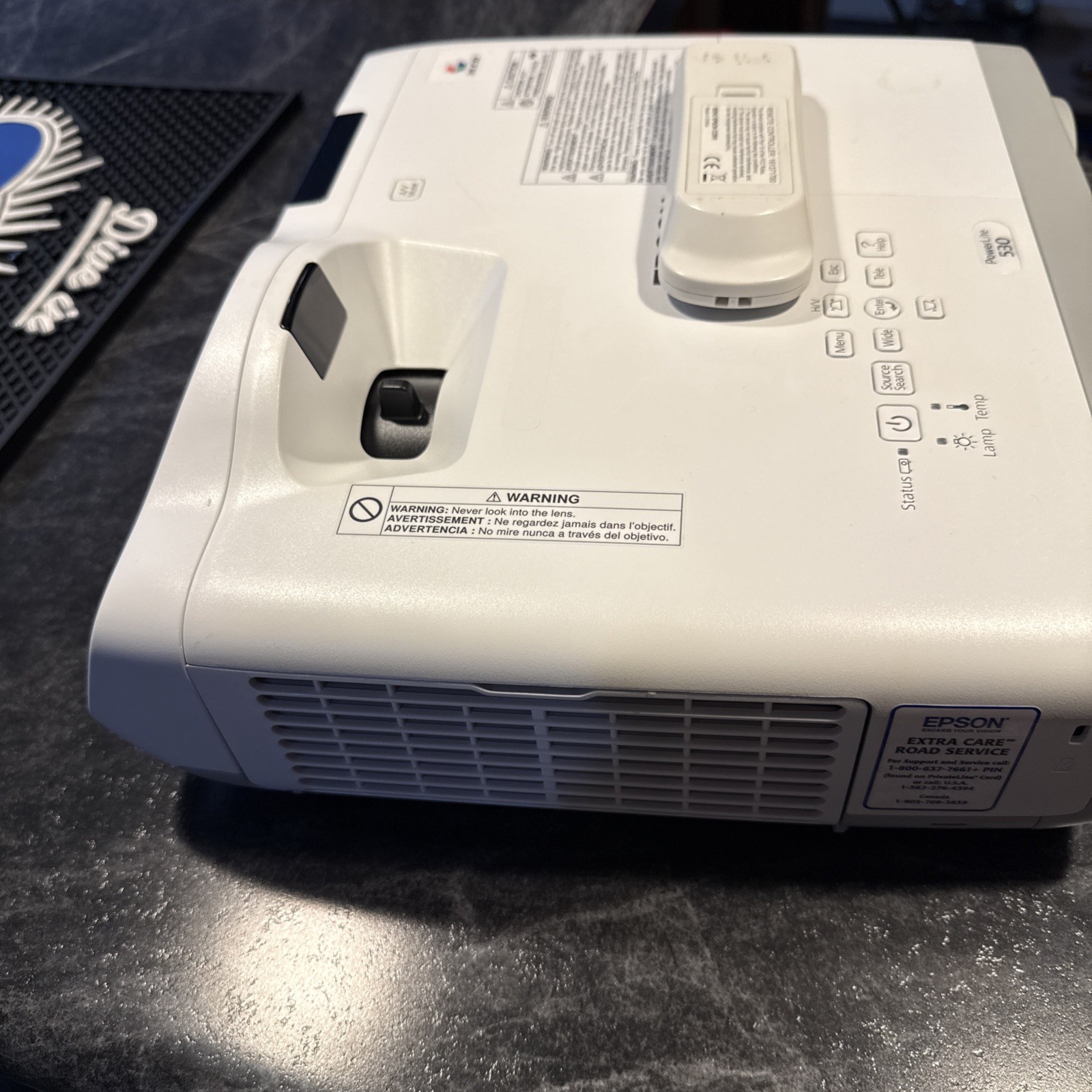 Epson PowerLite 520 Tri-LCD Projector