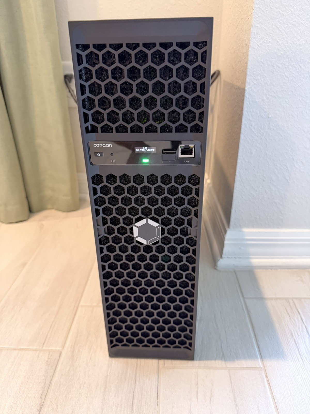 Canaan Avalon Q 90+ TH/s SILENT HOME Bitcoin Miner