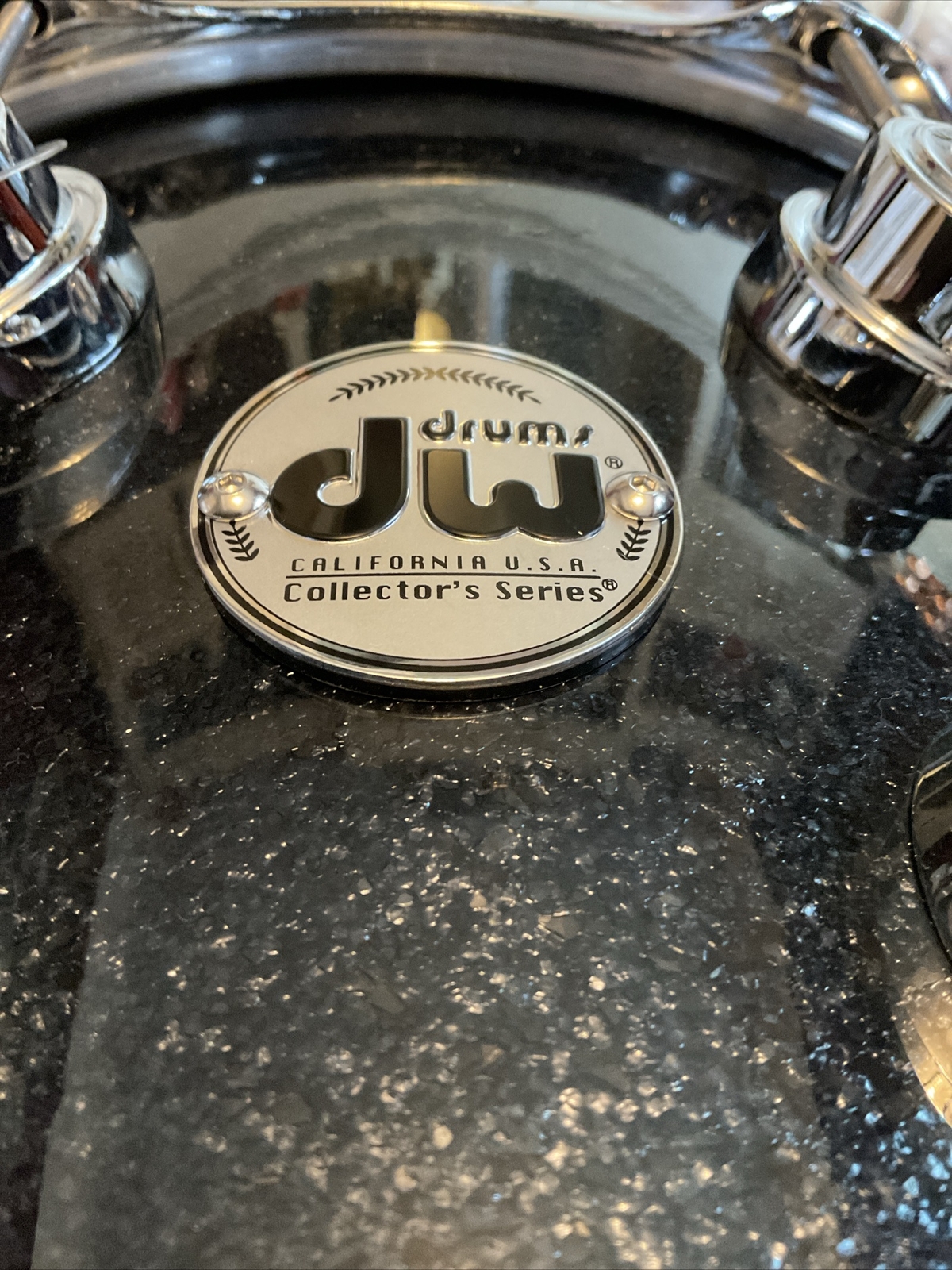 DW Collector’s Series 8x14” Oak Shell Gun Metal Sparkle Glass W/Chrome HW