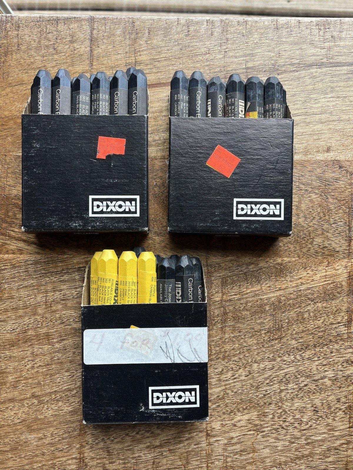 Vtg NOS 35 Dixon Lumber Crayons Lot #494 Carbon Black (31 ct) #496 Yellow (4 ct)