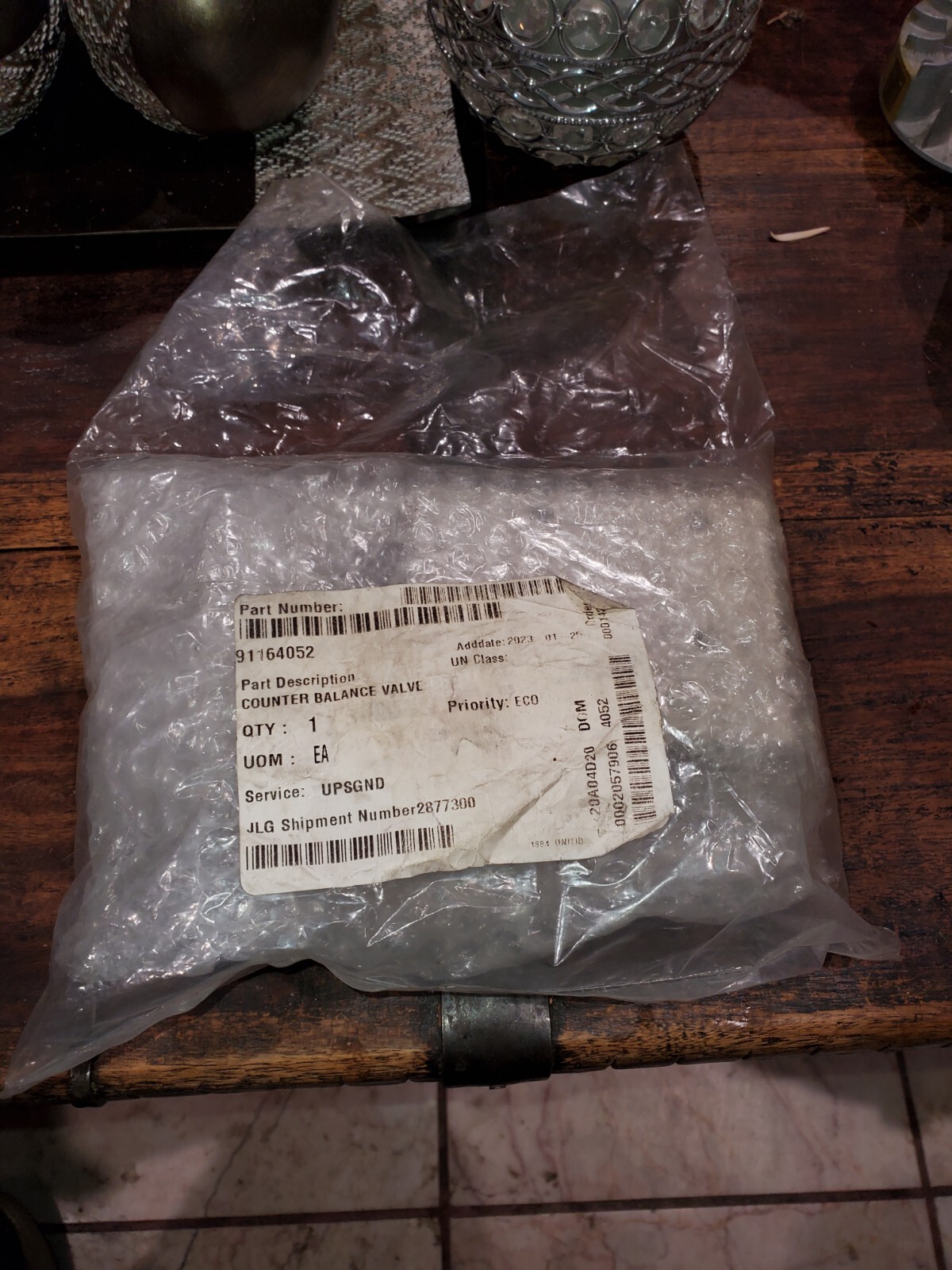 JLG  COUNTER BALANCE VALVE PART # 91164052