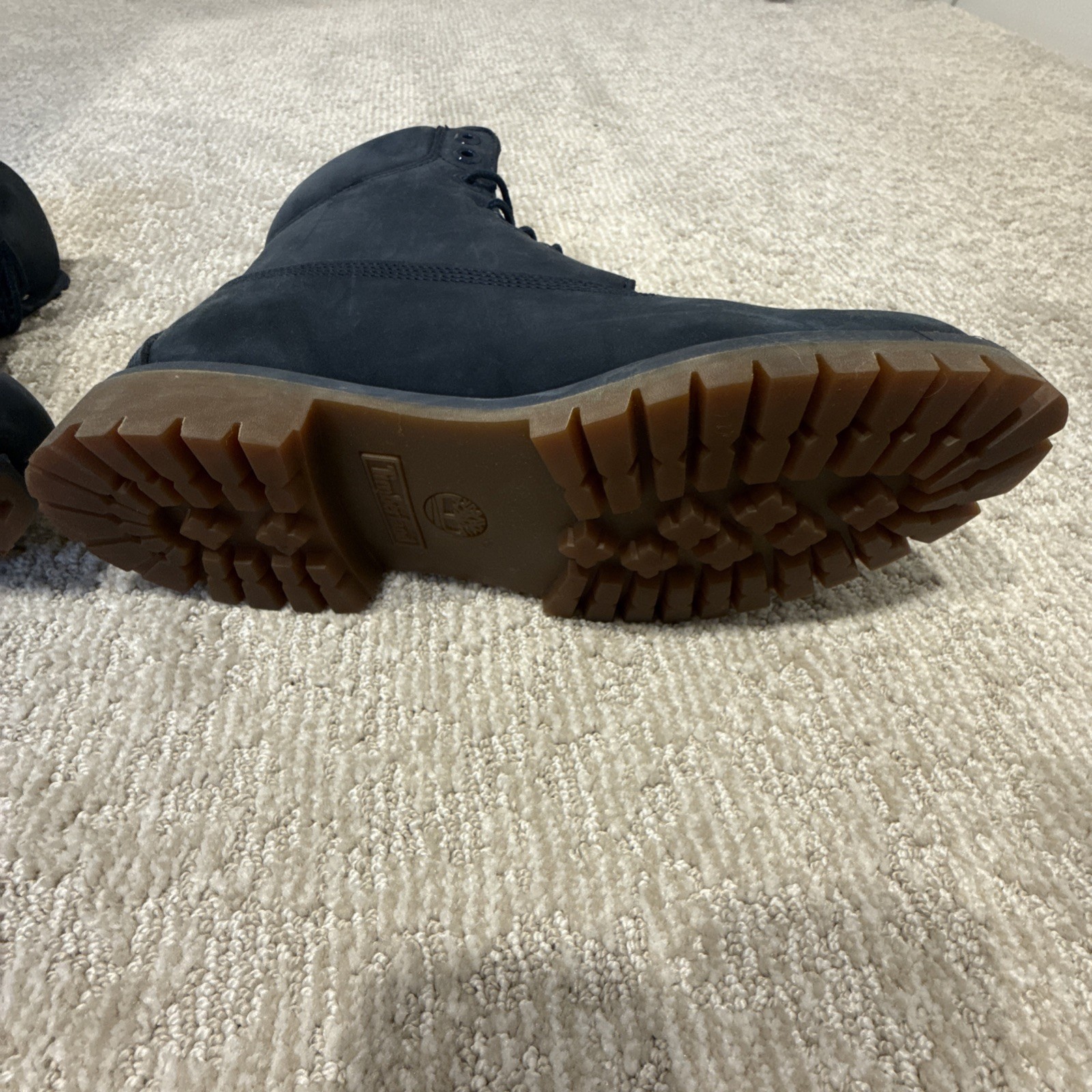 New never used- Timberland 6 Inch Premium Navy Nubuck Boots Men’s Size 10.5