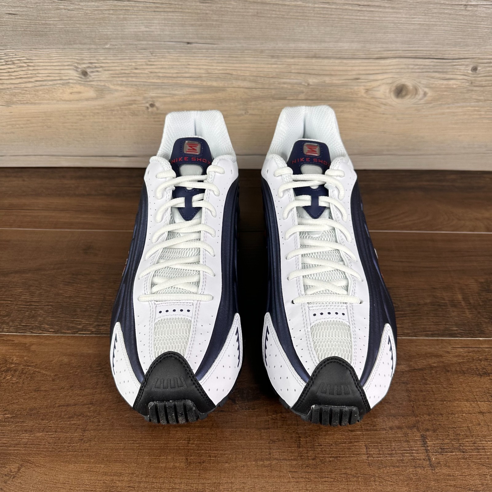 Nike Shox R4 USA Mens Size 9.5 White Varsity Red Midnight Blue HQ1988 400